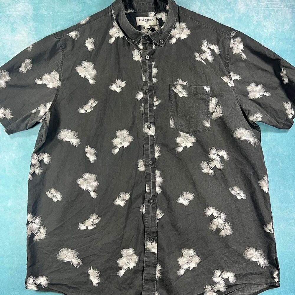 Billabong Men's Black and Grey Shirt
